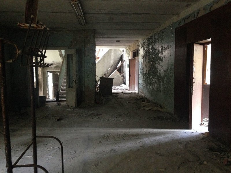 Фотографии, сделанные сталкерами, которые нелегально заночевали в Чернобыле