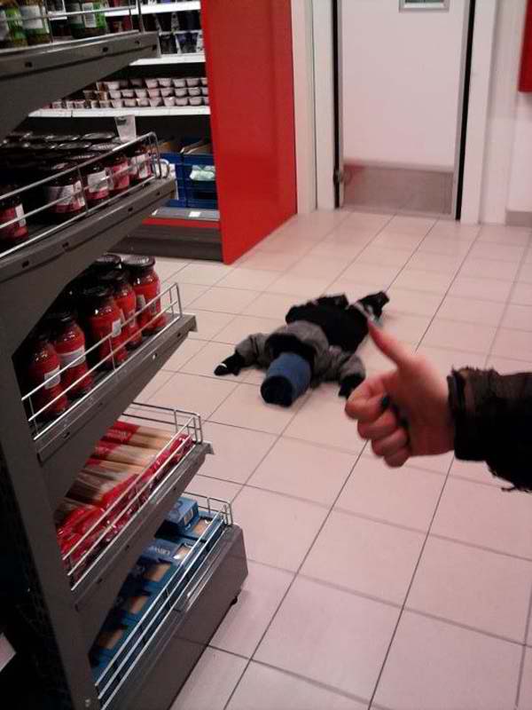 Детки в магазинах))