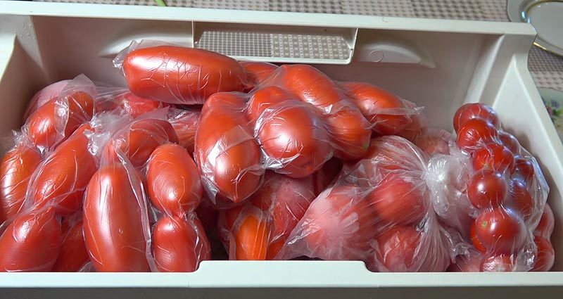 Оказывается, помидоры можно хранить круглый год – и все благодаря этому простому способу